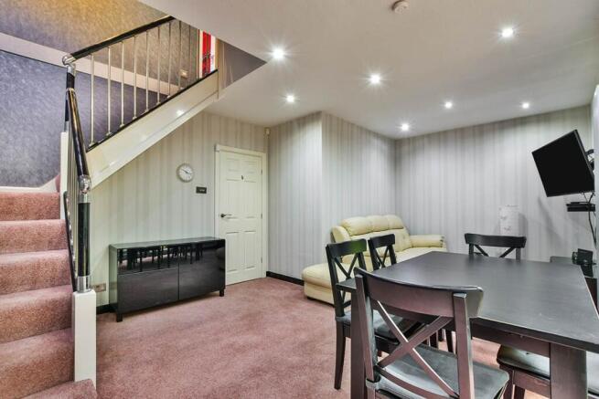Living Room/Dining R