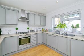 20, Dawan Close, Barry CF62 7PZ
