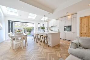 42, Bellevue Road, London W13 8DE