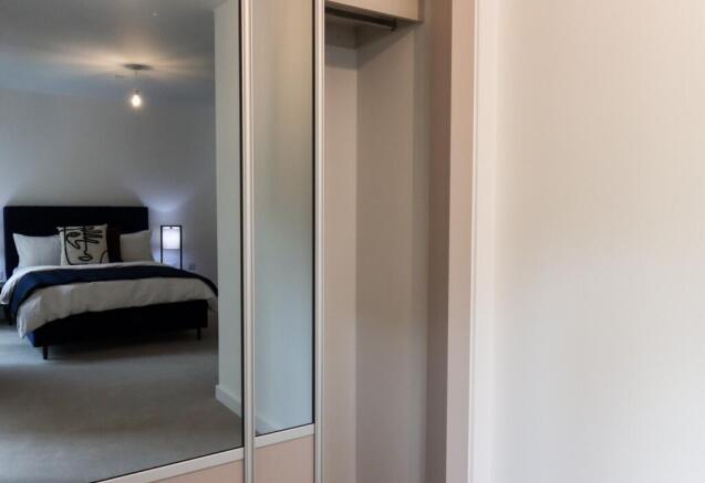 Colindale(2)-2021...