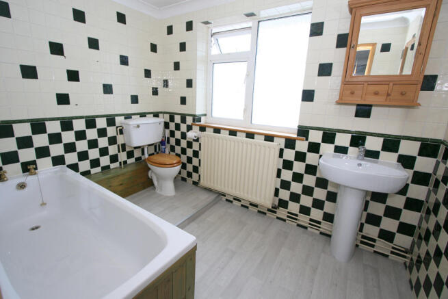 EN SUITE