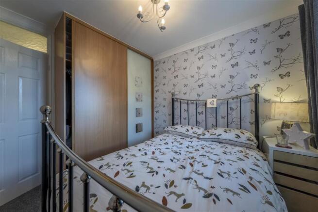8 Bosley Close-014.JPG
