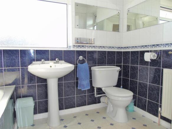 Bath1.JPG