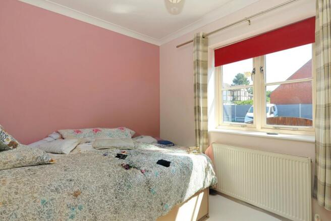 2 bed Bungalow for sale Image 8