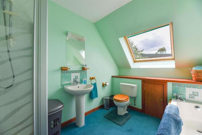 familybathroom.jpg