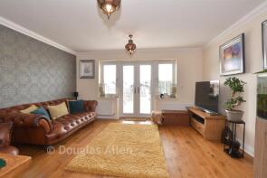 2, Elverston Side, Basildon SS15 5NH