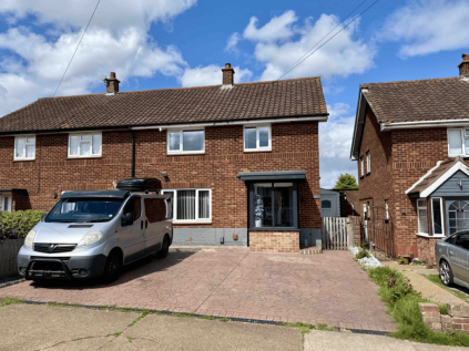 Coronation Drive, Felixstowe, IP11