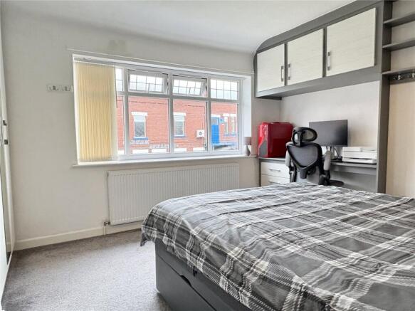 2 bed Terraced for sale Image 8
