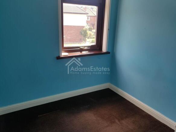 3 bed Terraced to rent Image 7