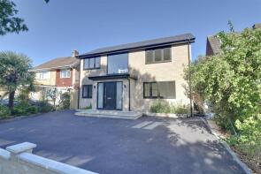 5, The Glade, Waterlooville PO7 7PD