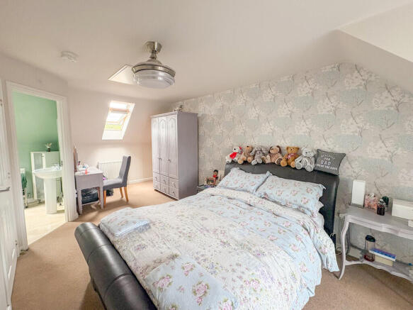 master bedroom 1