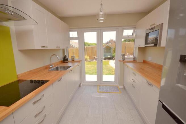 Kitchen Area 1 (1).jpg