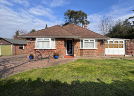 Coolbawn, Firgrove Road, Whitehill, Bordon GU35 9DT