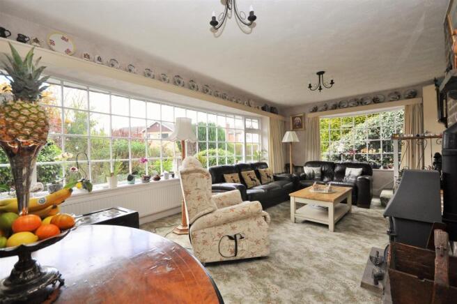 SITTING ROOM