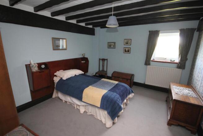 Centre Bedroom 3