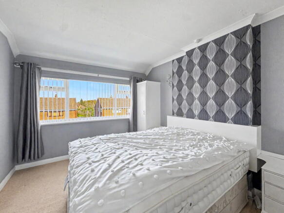3 bed Semi-Detached for sale Image 12