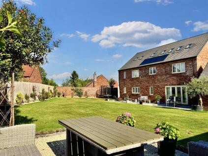 Leys Field, Oxhill, CV35