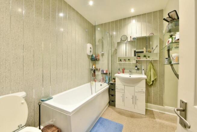 2 bed Terraced for sale Image 10