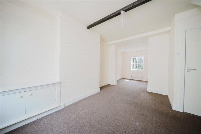 4 bed Terraced for sale Image 8
