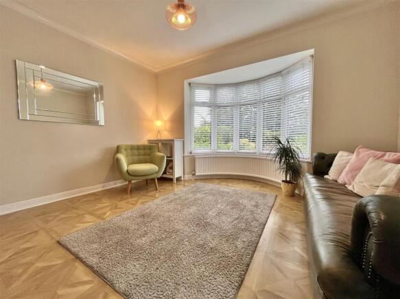 Mottram Old Road, Stalybridge photo 4