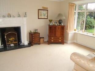 LOUNGE2
