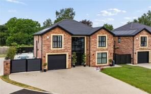 3, The Vines, Preston PR4 0RF
