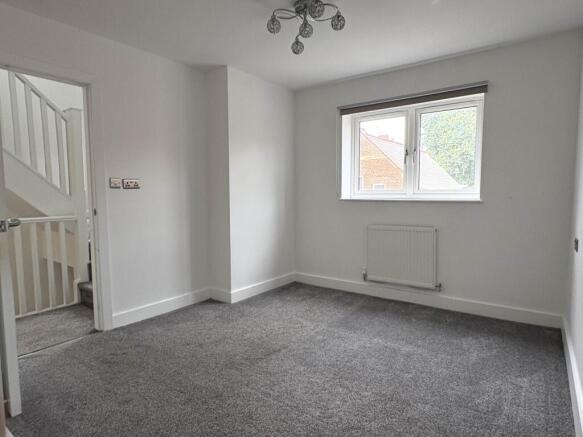 3 bed Semi-Detached for sale Image 7