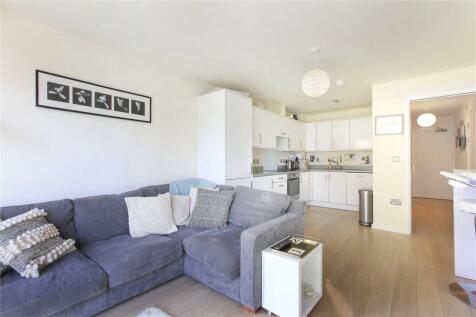 Macaulay Road,
Clapham Town, SW4