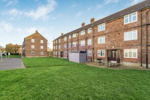 5, Avenue Court, Claybury Broadway, Clayhall, Ilford IG5 0LH