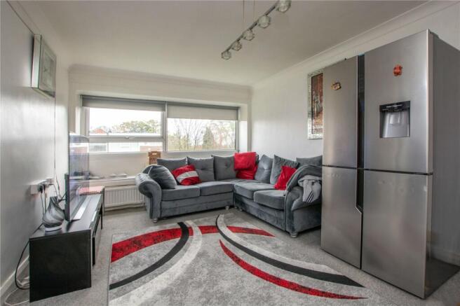 2 bed Apartment for sale Image 7