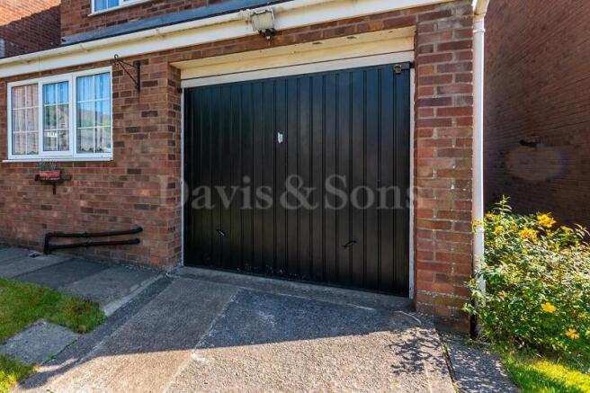 Integral Garage