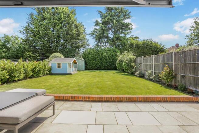 Mulgrave Road, Cheam, Sutton photo 4