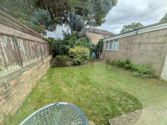 3 bed Detached for sale Image 11