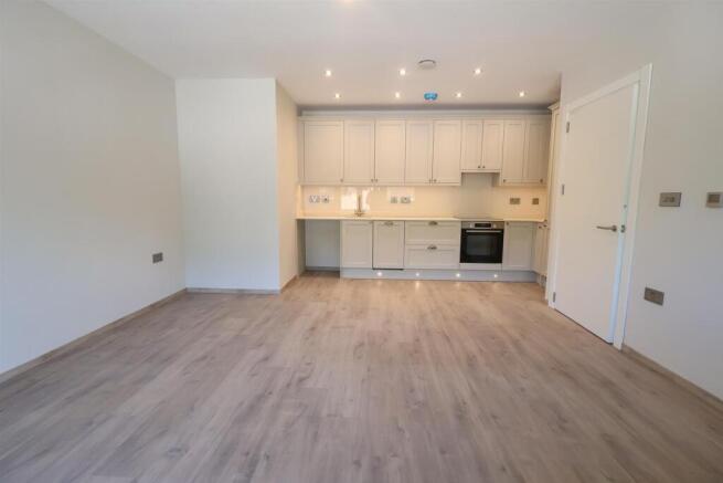 kitchen 1.jpg