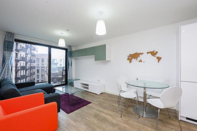 living room (Main)