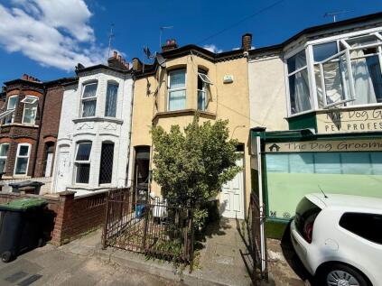 Old Bedford Road, Luton, LU2