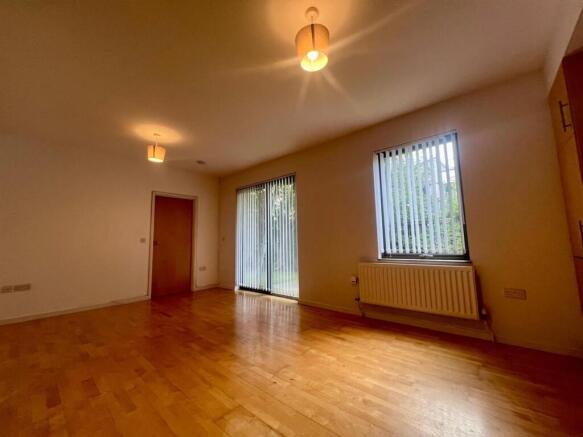 Livingroom.,.jpg