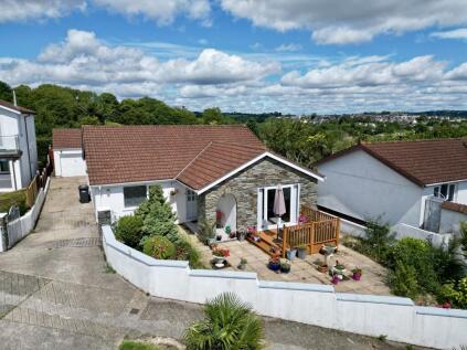 Broadstone Park Road, Livermead, Torquay,