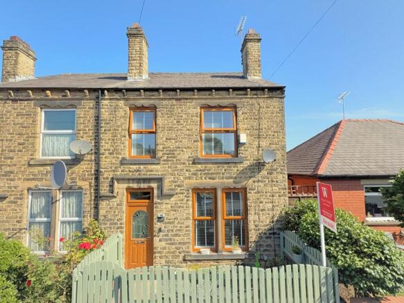 2 bed Terraced for sale in heckmondwike
