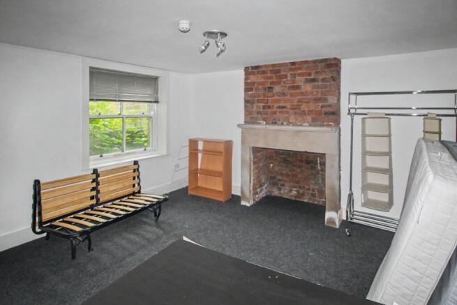 8 bed House of Multiple Occupation for sale Image 4