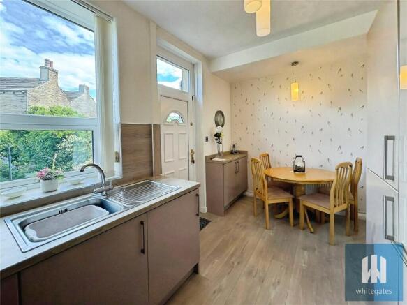 2 bed Terraced for sale Image 8