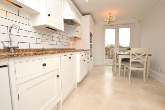 Kitchen-Breakfast Room