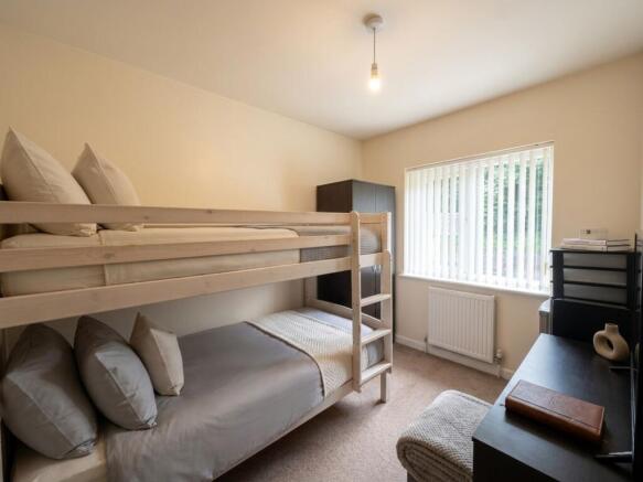 3 bed Not Specified to rent Image 11