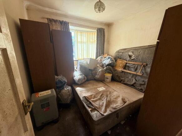 2 bed Semi-Detached Bungalow for sale Image 7