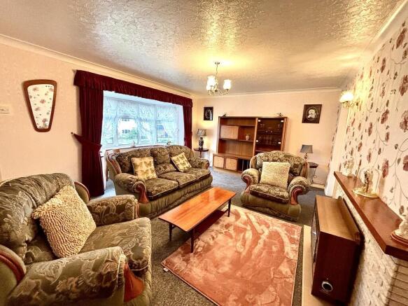 E51F5CC9-AA04-4E9...