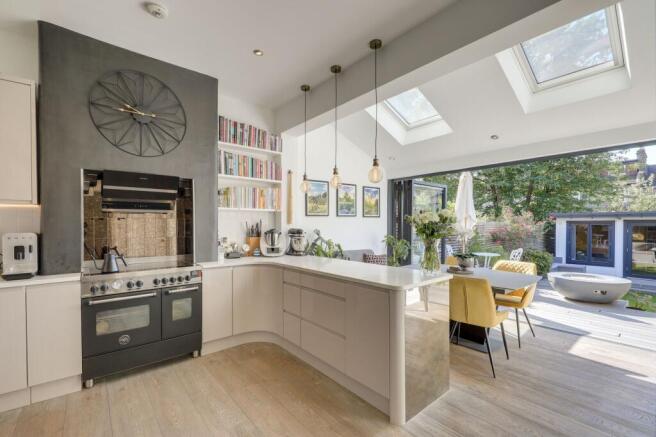 Kitchen & Dining Room