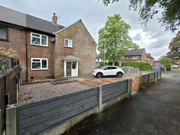 Ferndown Road