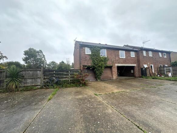 67 and 69 Harebell Way, Lowestoft, Suffolk NR33 8EX photo 4