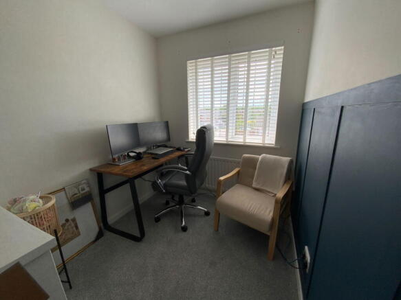 Photo 11