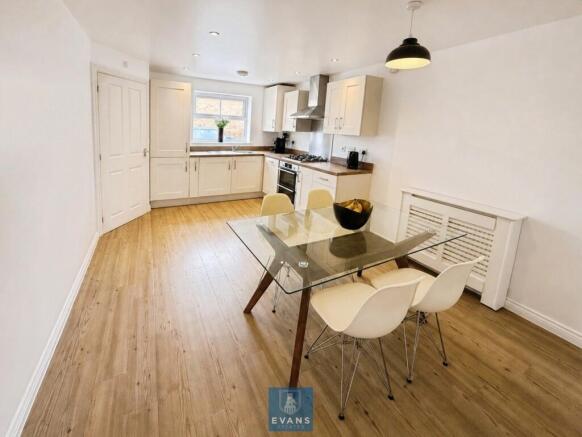 Kitchen/ Diner